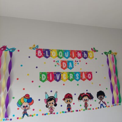 Kit painel e lembrancinhas Carnaval