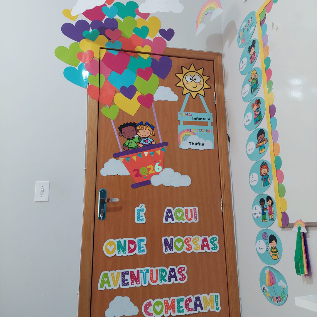 Painel de Porta Tema Voando Alto 2026