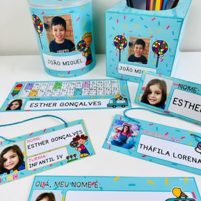 Kit Crachás, Lata e Caixa Organizadora Doce Aventura