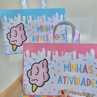 Sacola e Capas Atividades/ Avaliações/ Portfólio 1 bimestre Doce Aventura