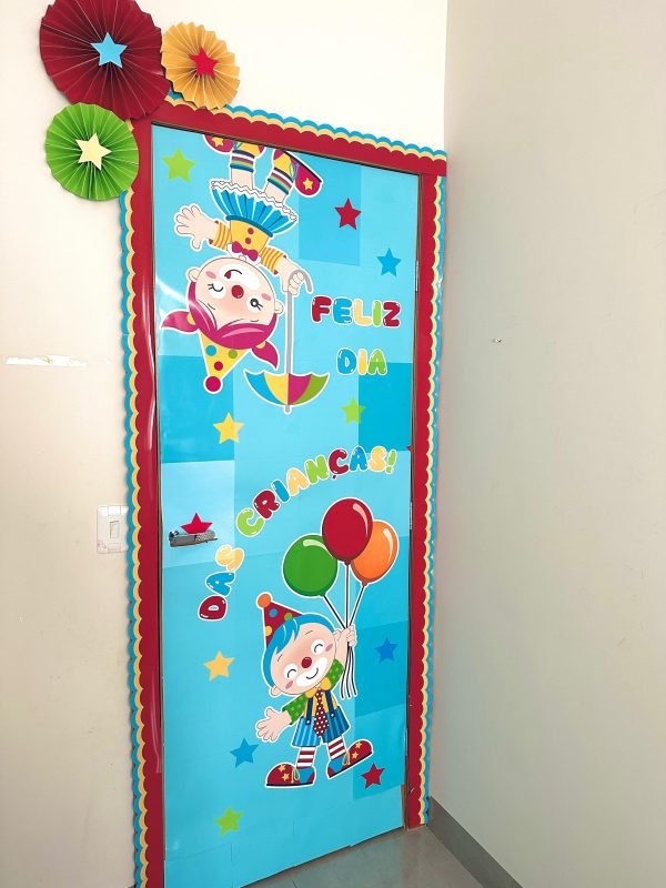 Painel De Porta em Banner Dia Das Crianças Tema Circo