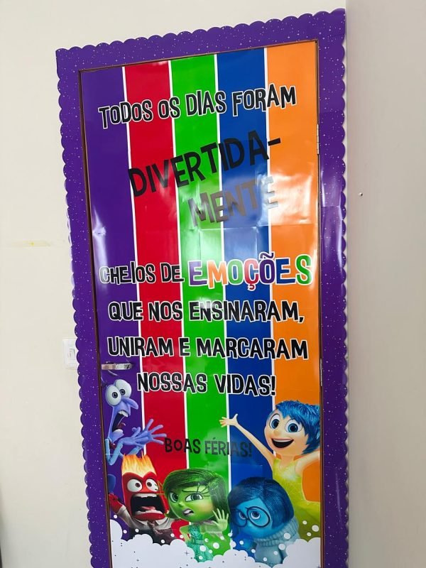 Painel de Porta Boas Férias Tema Divertidamente - Image 4