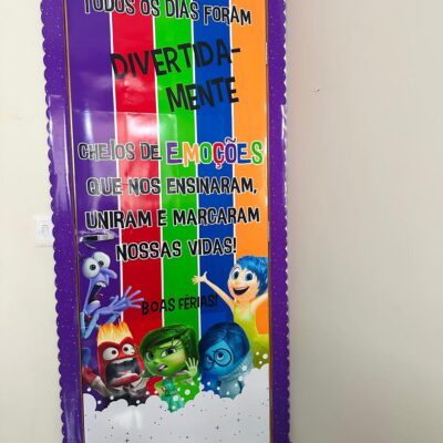Painel de Porta Boas Férias Tema Divertidamente