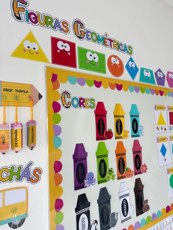 Kit Figuras Geométricas e Cores Tema Escolar