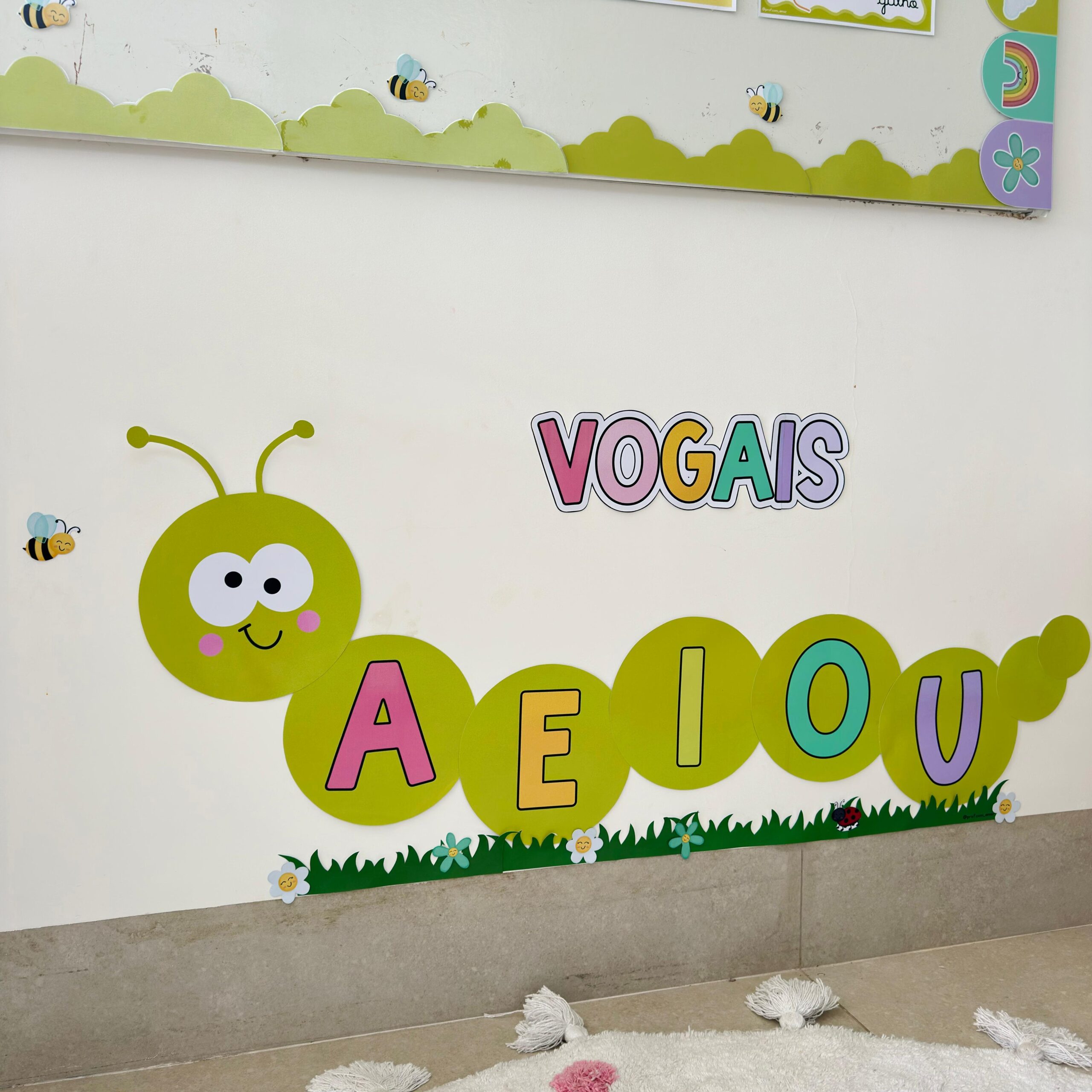 Lagarta das Vogais – Coleção Natureza