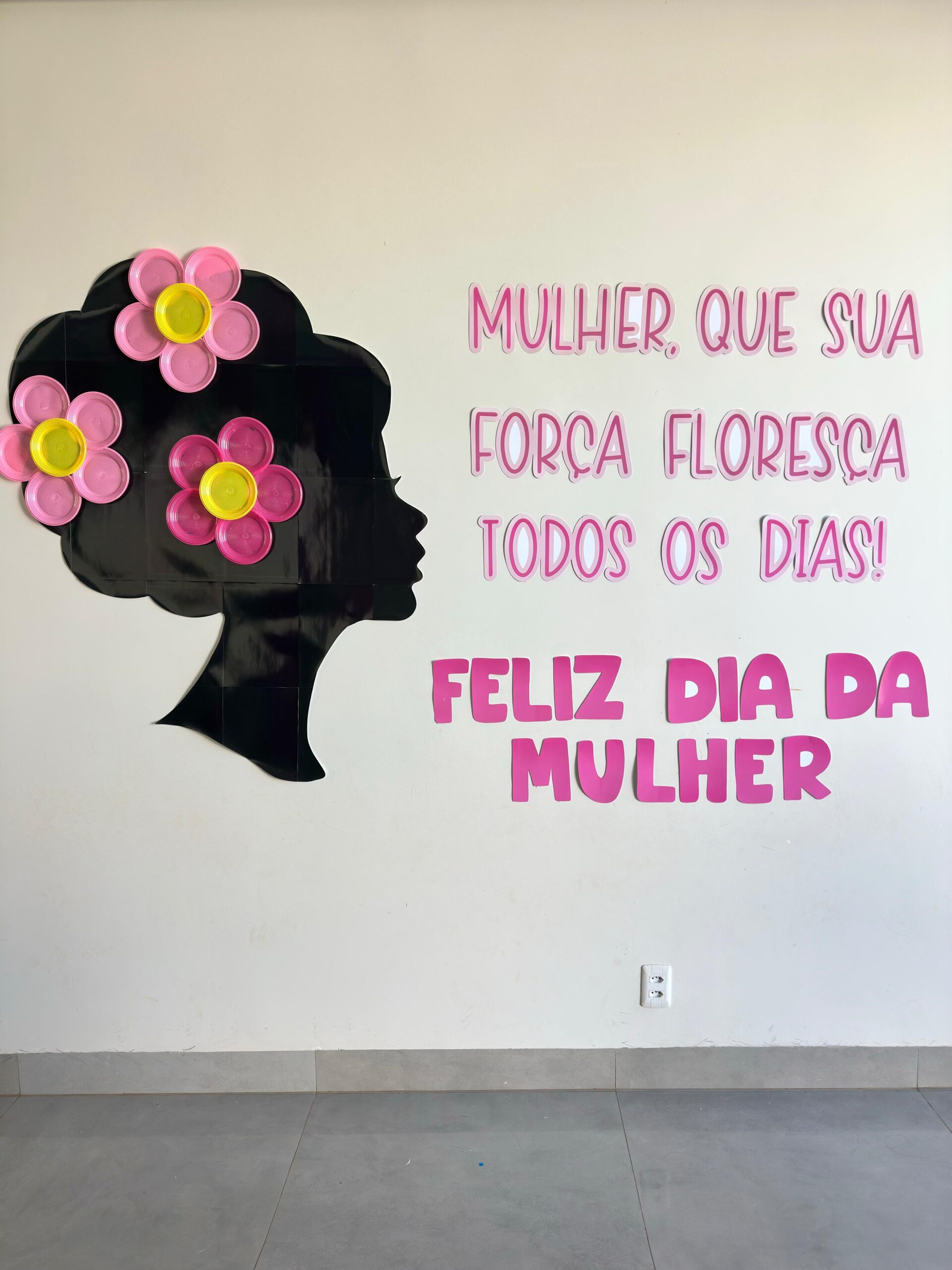 Painel Florescer Dia da Mulher