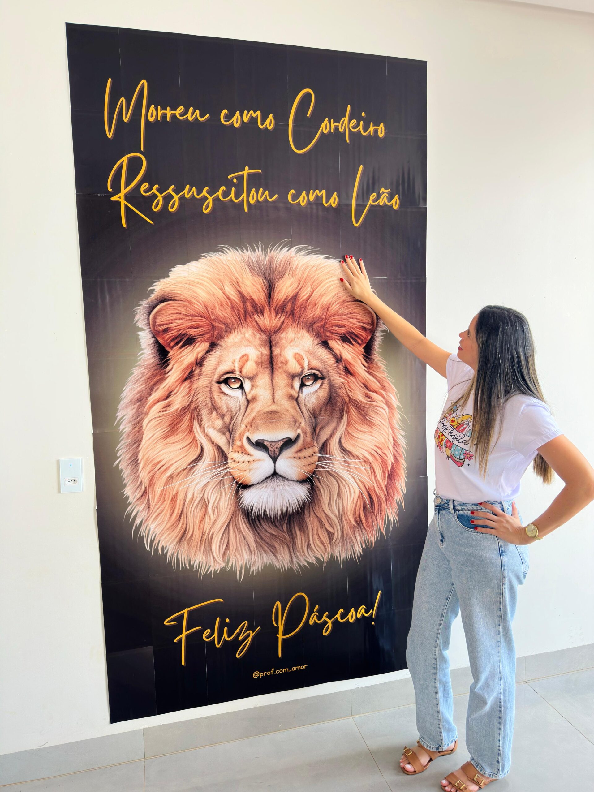 Painel Banner Gigante Morreu Como Cordeiro Ressuscitou Como Leão – Páscoa Cristã