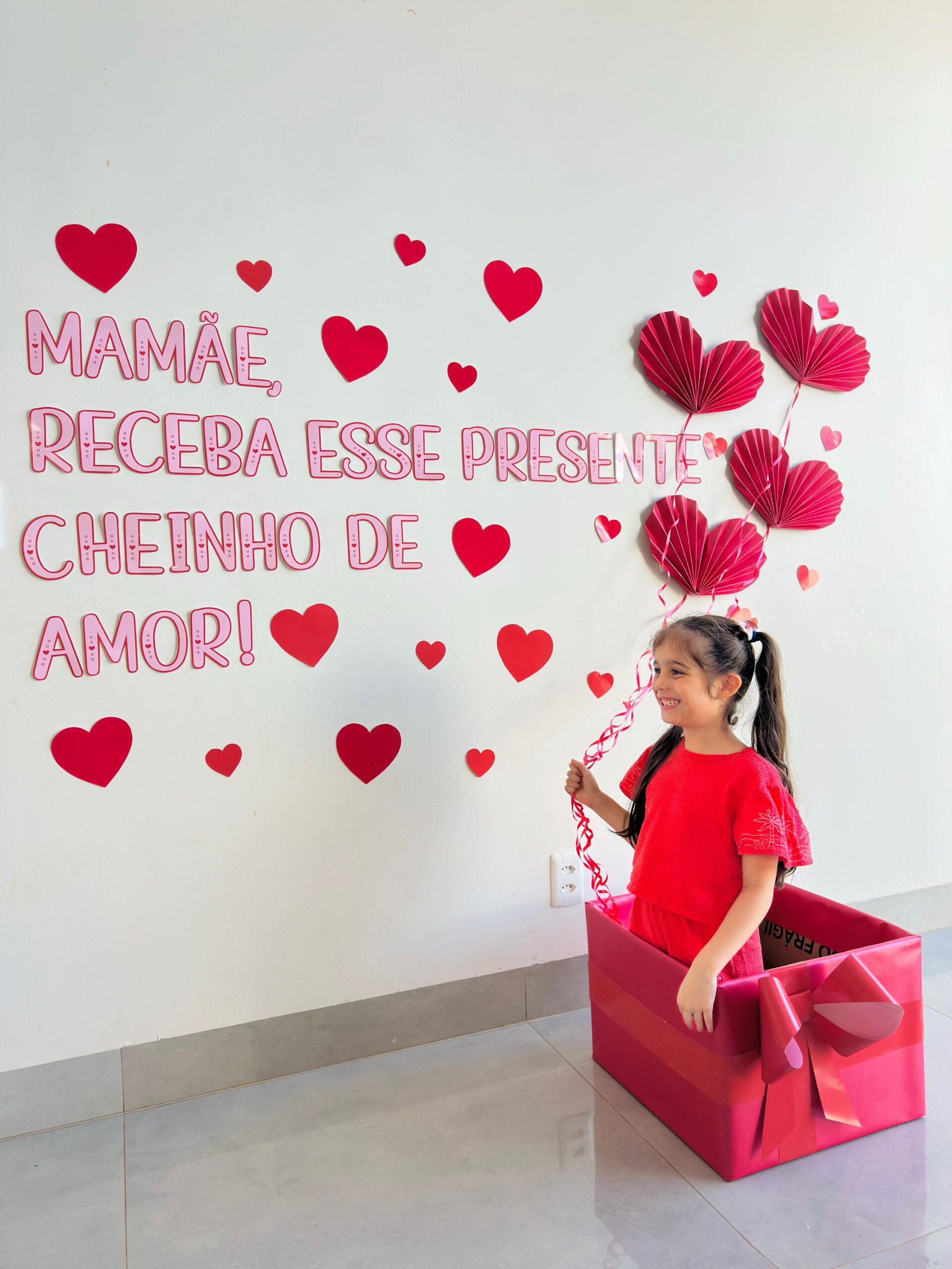 Painel Interativo Para Foto Presente Cheio de Amor – Dia das Mães