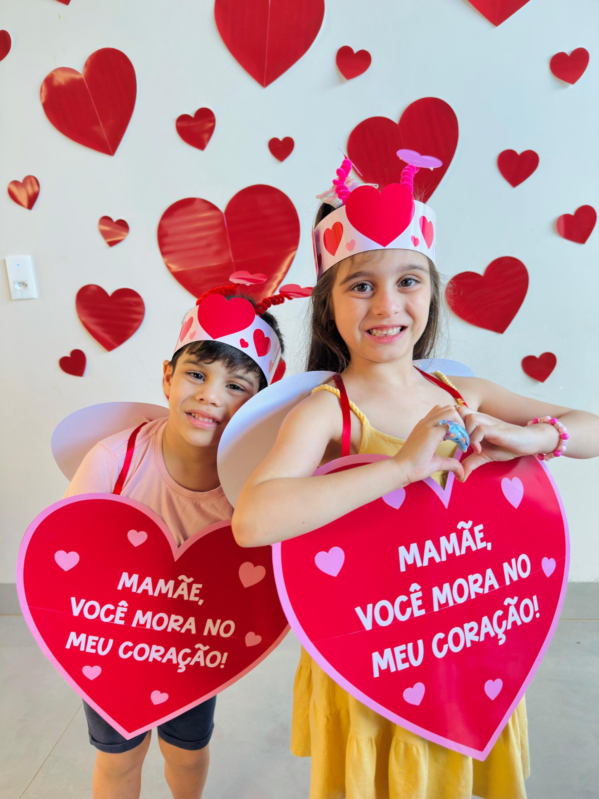 Kit Apresentação Coração Gigante + Coroa Interativa – Dia das Mães