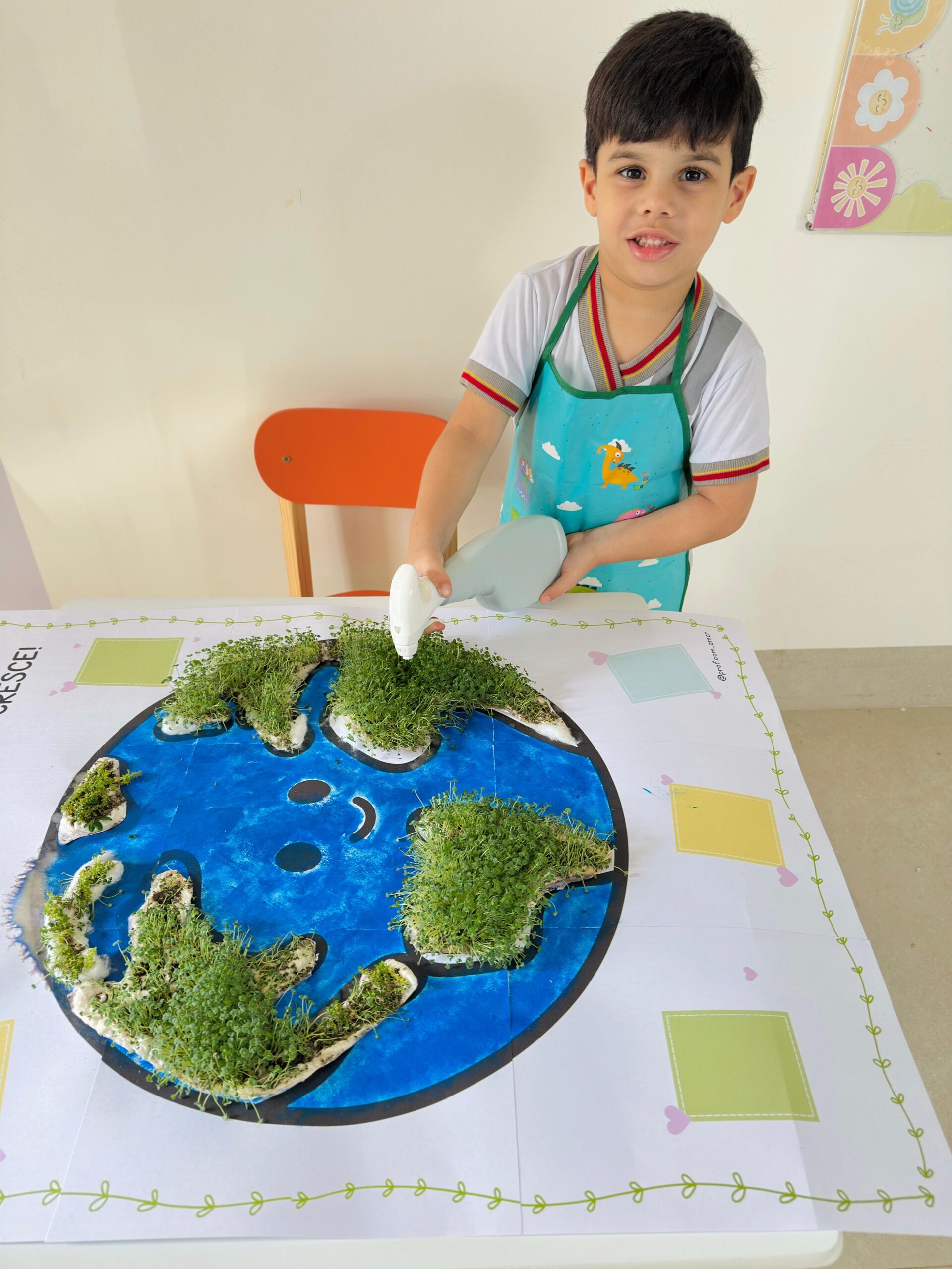 Painel e Atividade Interativa e Cristã Cuidando da Terra + Plantio